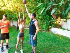 Grosser schwanz, Hundestellung, Doppelpenetration, Handjob, Mann mann frau, Dürr, Jungendliche (18+), Flotter dreier