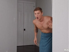 Amerikaans, Badkamer, Sperma in gezicht, Gezin, Reusachtig, Lesbisch, Douche, Tiener