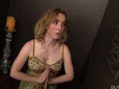 18 ans, Gros cul, Grosse bite, Gros seins, Sucer une bite, Branlette thaïlandaise, Masturbation, Adolescente