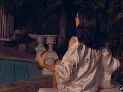 Gorgeous brunette MILF in solo softcore