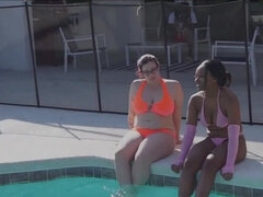 Arsch, Grosse titten, Schwarz, Blasen, Braunhaarige, Schwarz, Selbstgemacht, Riesig