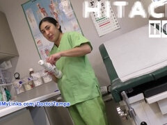 Américain, Brunette brune, Nue  à poil, Orgasme, Maigrichonne, Adolescente, Nénés, Jouets