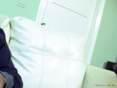 Grote mammen, Blond, Bedriegen, Stel, Moeder die ik wil neuken, Realiteit