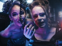 18, デカ尻, デカチン, デカパイ, フェラチオ, バック, 赤毛, ガリガリ