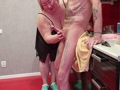 Wohlbeleibte schöne frauen, Spermaladung, Schwanz, Reif, Milf, Mutti, Russisch, Ablutschen