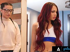 Hochschule, Hd, Lesbisch, Masturbation, Muschi, Rotschopf, Jungendliche (18+), Flotter dreier