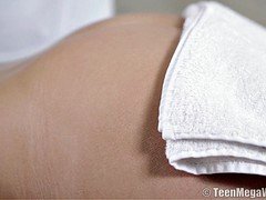 Брюнетки, Кончили внутрь, Семяизвержение, Массаж, Порнозвезда