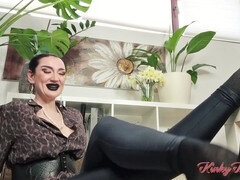 Sadomasoquismo, Británico, Pies, Dominacion femenina, Tacones, Instrucción, Madres para coger, Pov