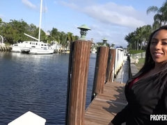 Grosse titten, Blasen, Braunhaarige, Hundestellung, Pov