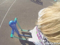 Amateur, Blonde, Sucer une bite, Lunettes, Gym, Pov, Adolescente, Nénés