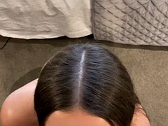 Leie, Grosse titten, Blasen, Braunhaarige, Vollbusig, Spermaladung, Aufs gesicht abspritzen, Jungendliche (18+)