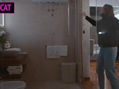 Leie, Grosser arsch, Grosse titten, Fingern, Hotel, Nackt, Sohn, Taboo