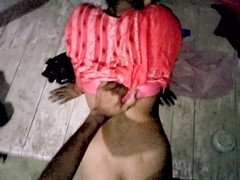 18 ans, Amateur, Cocu, Première fois, Fait maison, Femme au foyer, Indienne, Sous la jupe
