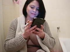 Femme couguar, Fétiche, Hd, Naturelle, Fumer, Solo, Nénés, Épouse