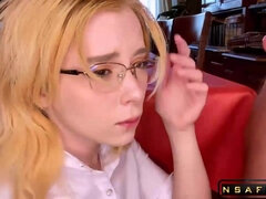 Enthousiasteling, Anaal, Diep in de keel, Hondjeshouding, Hd, Kut duiken, Tiener, Trio