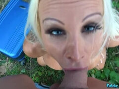 イギリス人, 巨乳な, バック, 手コキする, オナニー, 公共, オマンコ, ゴックンする