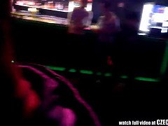 Amateur, Tchèque, Lunettes, Hd, Public, Criant, Espionne, Plan cul à trois