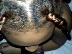 Schwarz, Schwarz, Flotter dreier, Ehefrau