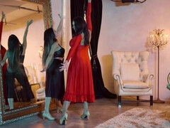 Pies, Fetiche, Sexo duro, Lesbiana, Lamidas, Tetas naturales, Chorro, Tetas