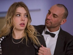 Amateur, Gros cul, Grosse bite, Sucer une bite, Petit ami, Poilue, Maigrichonne, Adolescente