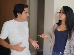 茶髪の, 巨乳な, オナニー, 淫乱熟女, 母, スペイン人, おもらし, のぞき