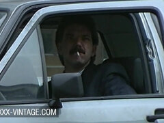 Tetas grandes, Morena, Corridas, Garganta profunda, Retro, Trio, Tetas, Clasico