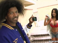 Arsch, Grosser schwanz, Besamung, Kehlenfick, Hd, Im freien, Muschi, Tätowierung