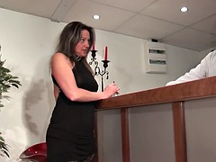 Leie, In den arsch, Französisch, Milf, Mutti, Öffentlich, Weibliche ejakulation, Flotter dreier