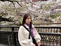 素人, 日本人