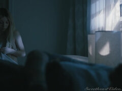 Culo, Dormitorio, Morena, Pequeña, Policía, Coño, Tetas, Juguetes