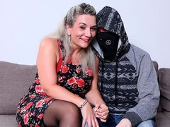 ブロンド, 浮気者, ぽちゃ, 浮気する, バック, ドレス, ショートヘア, ストッキング