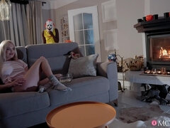 Grote kont, Grote mammen, Tsjechisch, Zwart, Interraciaal, Likken, Natuurlijke tieten, Tatoeage