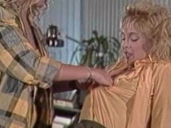 18, デカ尻, ブロンド, 古典, 指いじり, キス, なめる, オマンコ