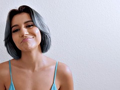 Lucky guy interviews hot and charismatic Roxy Sinner and greets her with his huge cock