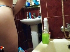 Amateur, Salle de bains, Sucer une bite, Frère, Fait maison, Adolescente, Nénés