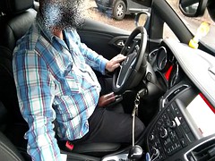 В машине, Геи