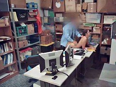 Police, Plan cul à trois