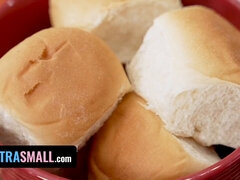 Минет, Кончили внутрь, Крошечные, От первого лица, Носки, Сюрприз, Тугие, Сиськи