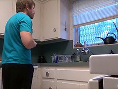 Grosse bite, Cuisine, Léchez, Mature, Mère que j'aimerais baiser, Pute, Belle mère, Suçant
