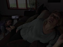 Voeten, Rijpe lesbienne, Moeder die ik wil neuken