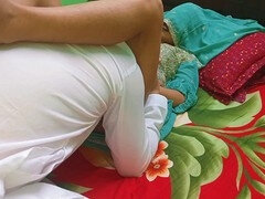 Leie, Spermaladung, Handjob, Selbstgemacht, Küssen, Mutti, Muschi, Stiefmutter