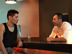 Blasen, Fesselspiele, Spermaladung, Süss, Schwanz, Schwul, Lecken, Muschi