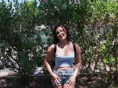 18 ans, Grosse bite, Gros seins, Brunette brune, Bus, Lunettes, Hd, Public