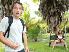 デカ尻, フェラチオ, 捕まる, 手コキする, オナニー, 自然山雀, アウトドア, のぞき