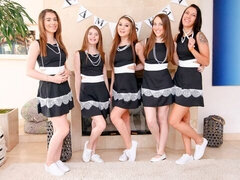 素人, キス, レズビアン, なめる, 下着, 小柄, ストリッピング, オッパイの