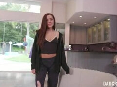 18 ans, Brunette brune, Fille, Faciale, Argent, Chatte, Adolescente, Nénés