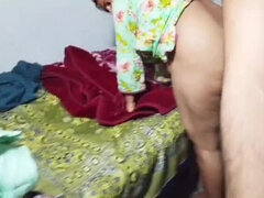 69, 口内発射, 手コキする, インド人, ヌード, 馬乗り, 義母, のぞき