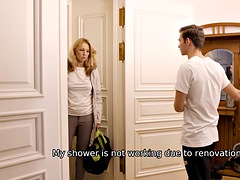 Gros seins, Blonde, Hard, Mature, Mère que j'aimerais baiser, Rasée, Douche