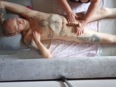 Geile alte tussi, Spermaladung, Weibliche domination, Handjob, Anleitung, Reif, Mutti, Russisch
