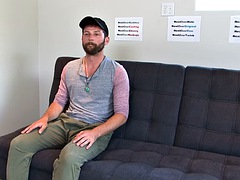 Anal, Grosse bite, Gode, Homosexuelle, Masturbation, Rasée, Solo, Jouets